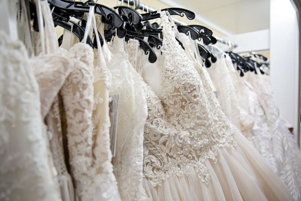 Guide Ultime pour Shopping de Robes de Mariée Grande Taille